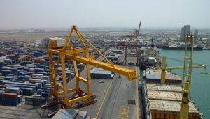 اللقاء المشترك: إغلاق ميناء الحديدة قرار بقتل ملايين اليمنيين والرد عليه سيكون حازما