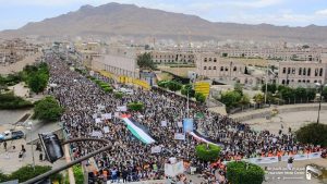 مسيرة جماهيرية حاشدة في باب اليمن بصنعاء تحت شعار “القدس أرض المسلمين وقبلتهم الأولى” (صور)